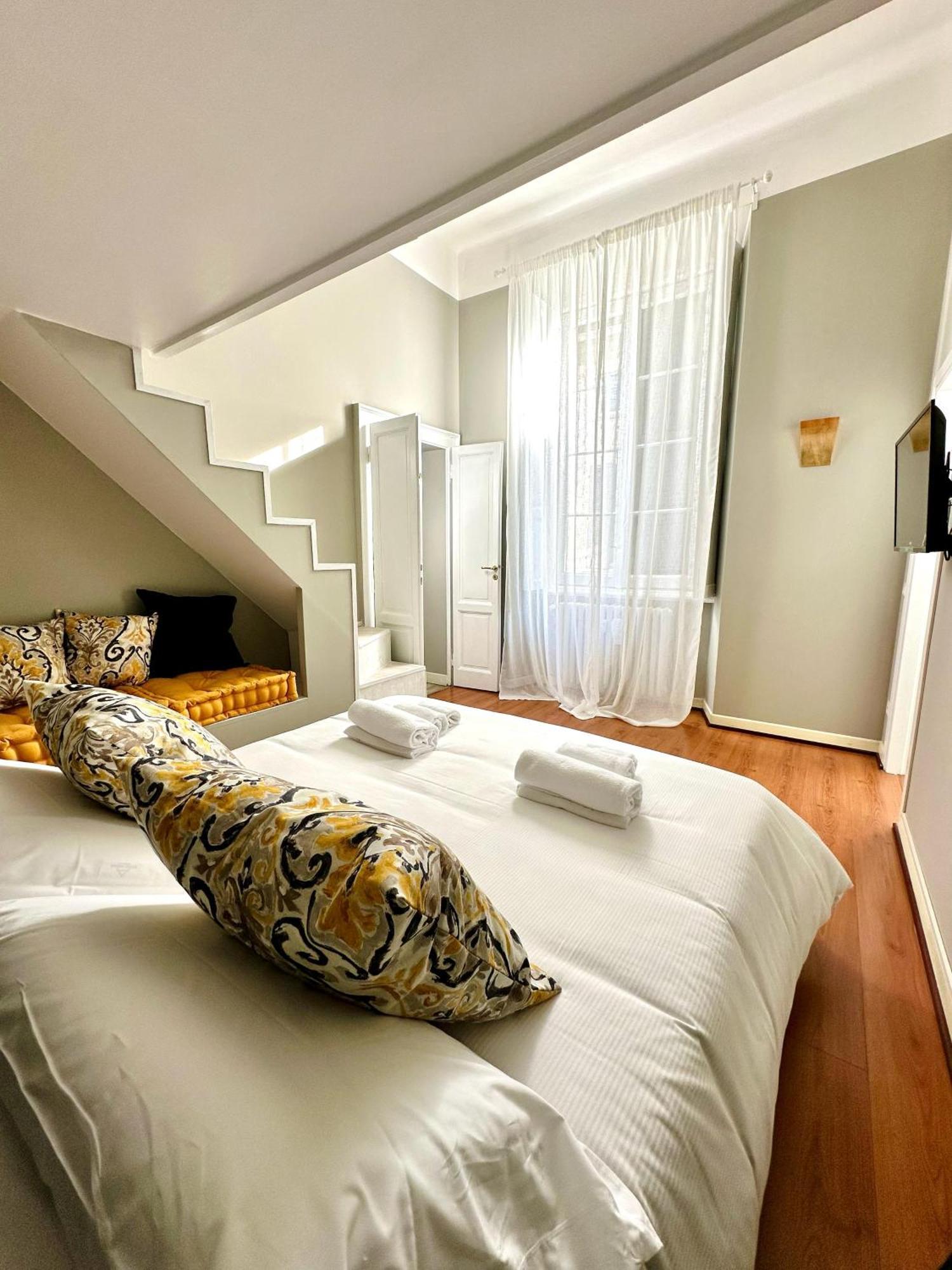 Nerino House, Elegante E Tranquillo Appartamento A 5 Minuti Dal Duomo Милано Екстериор снимка