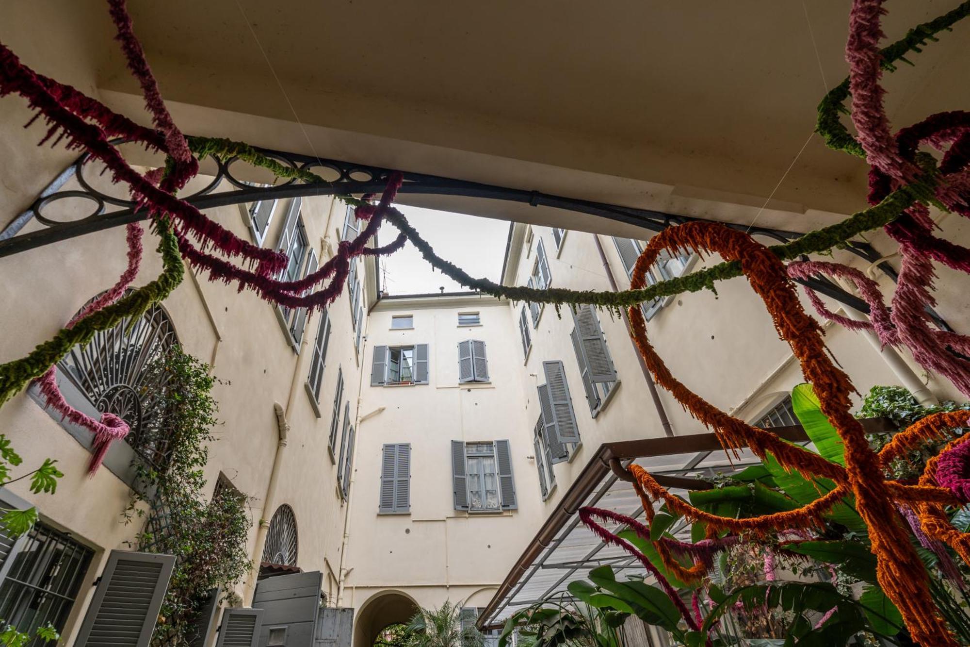 Nerino House, Elegante E Tranquillo Appartamento A 5 Minuti Dal Duomo Милано Екстериор снимка